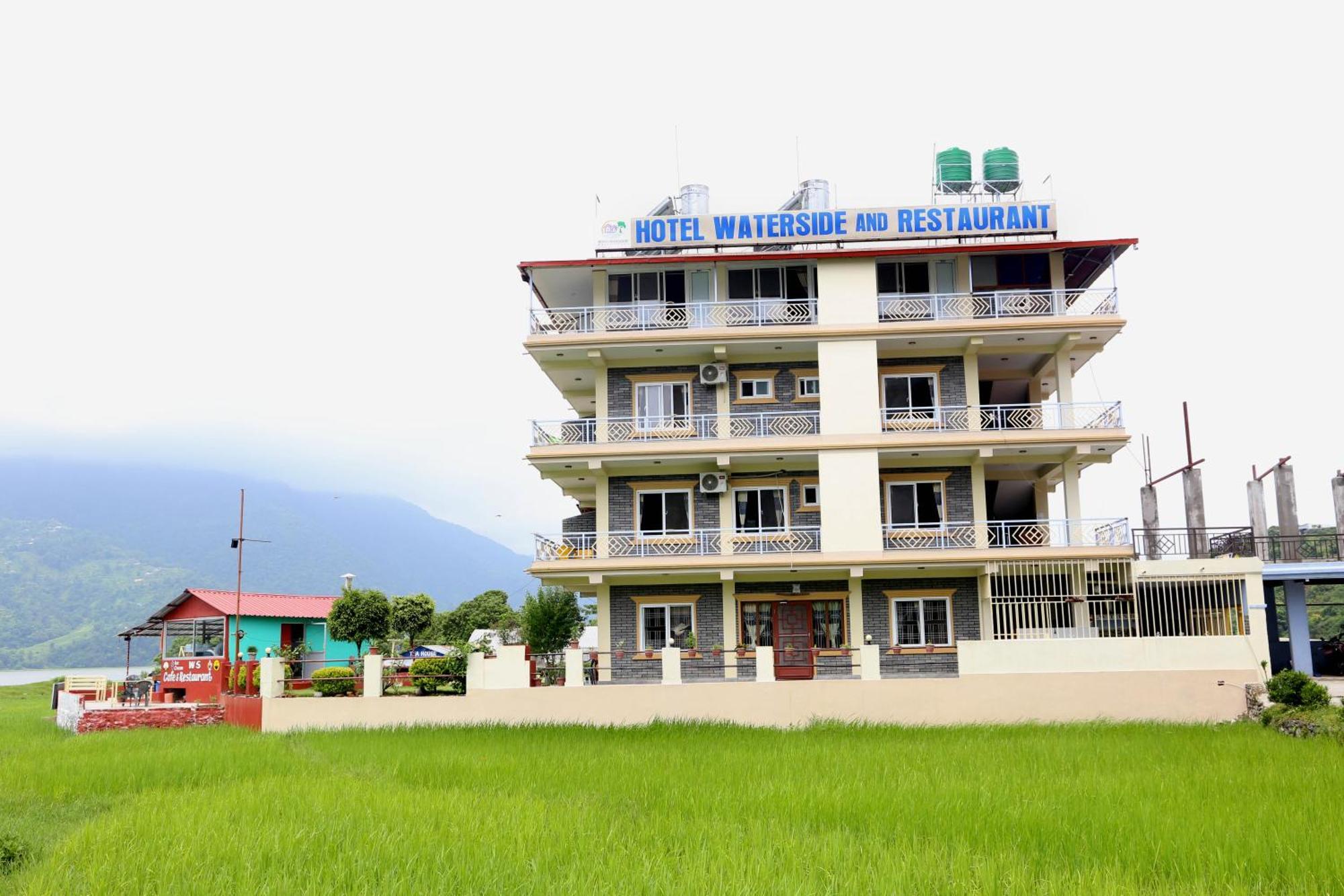 Hotel Waterside Pokhara Exterior foto