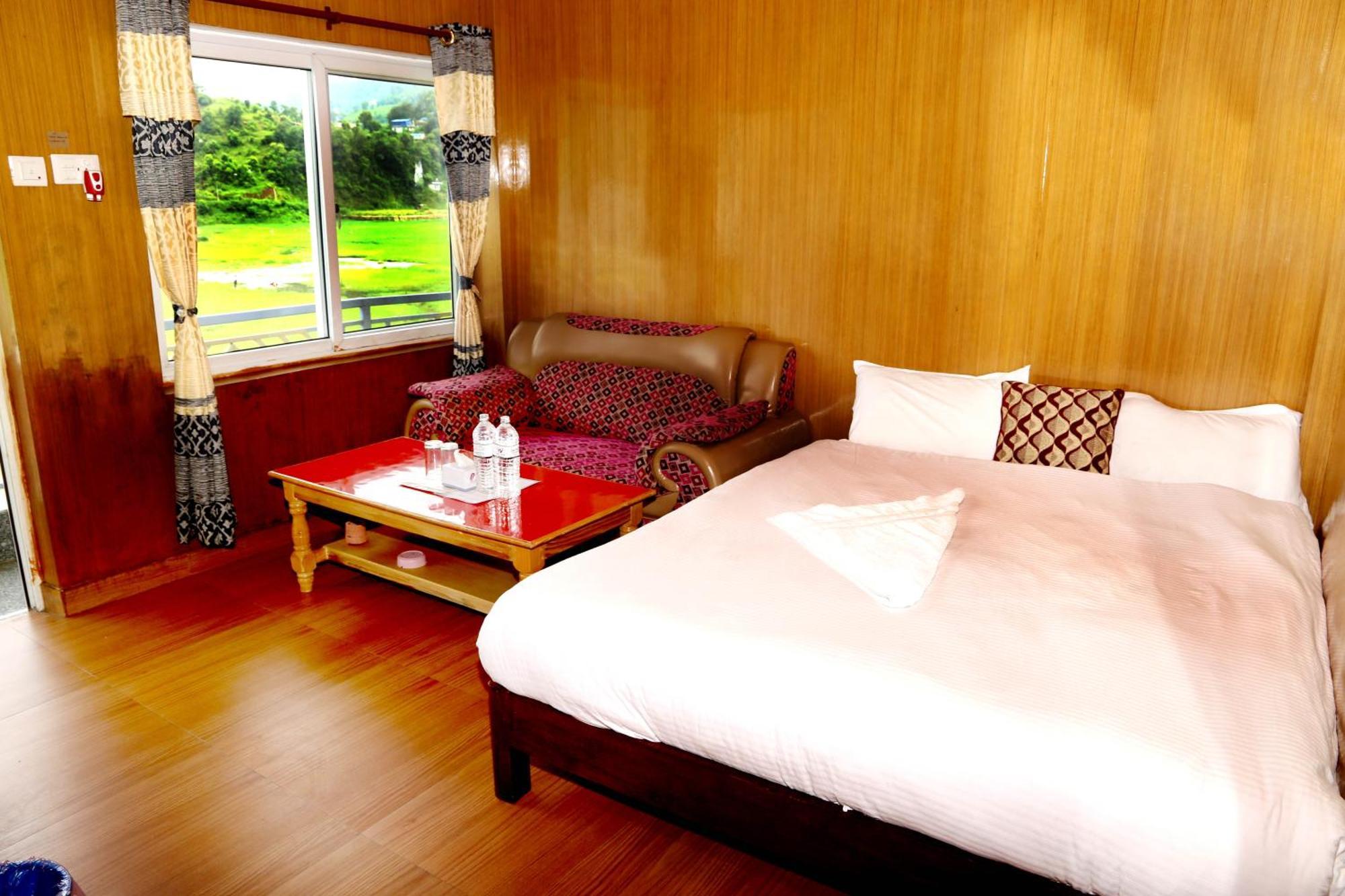 Hotel Waterside Pokhara Exterior foto